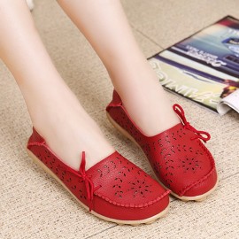 LOSTISY Big Size Leather Hollow Out Floral Breathable Soft Comfy Lace Up Flat Shoes