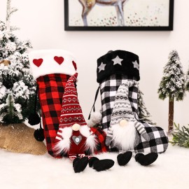 2Pcs Christmas Decoration Stockings Heart Pattern Plush Plaid Xmas Socks Dwarf Gift Socks for Children Festival Party Decor Socks